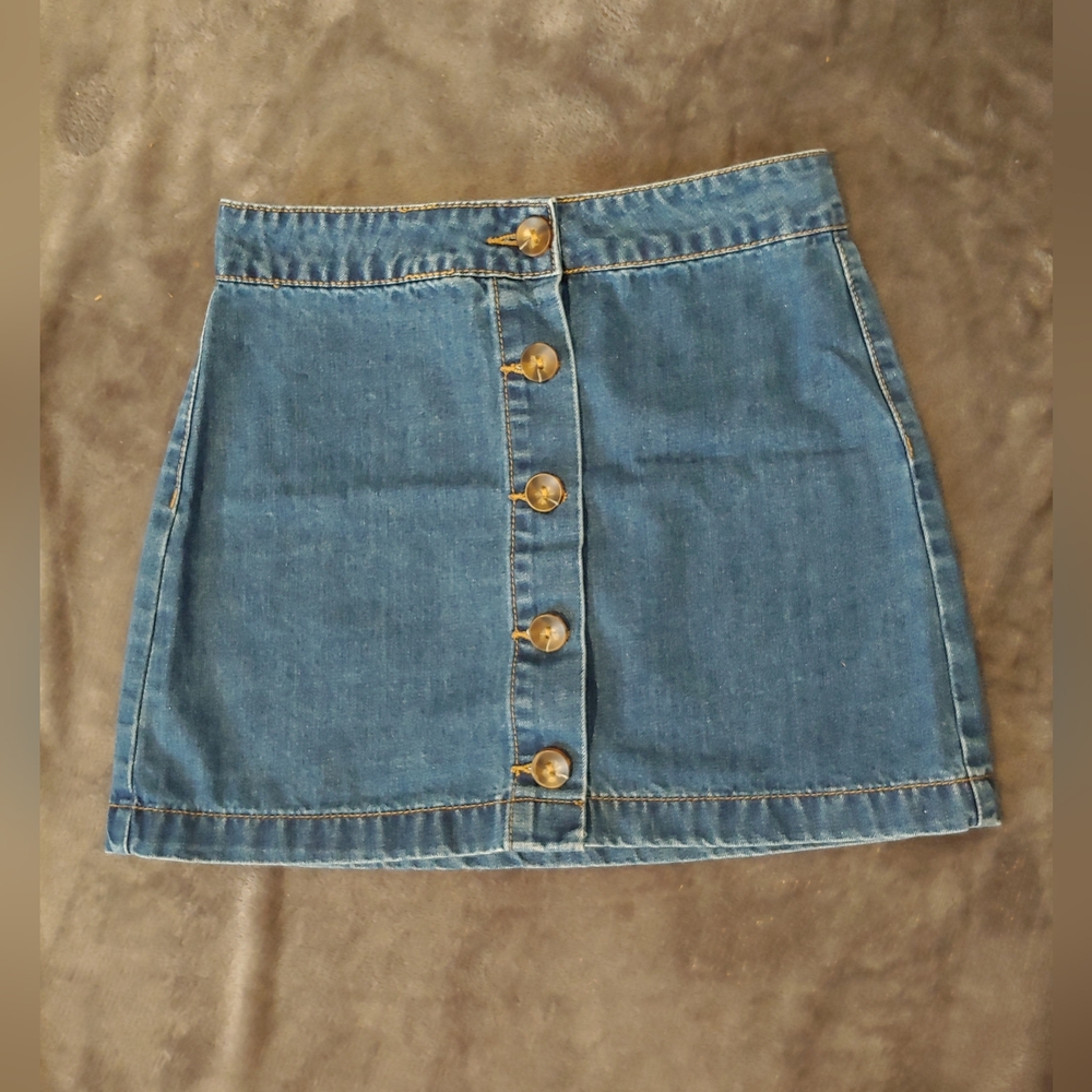 FOREVER 21 * BUTTON DOWN JEAN SKIRT * SIZE S * DENIM SKIRT